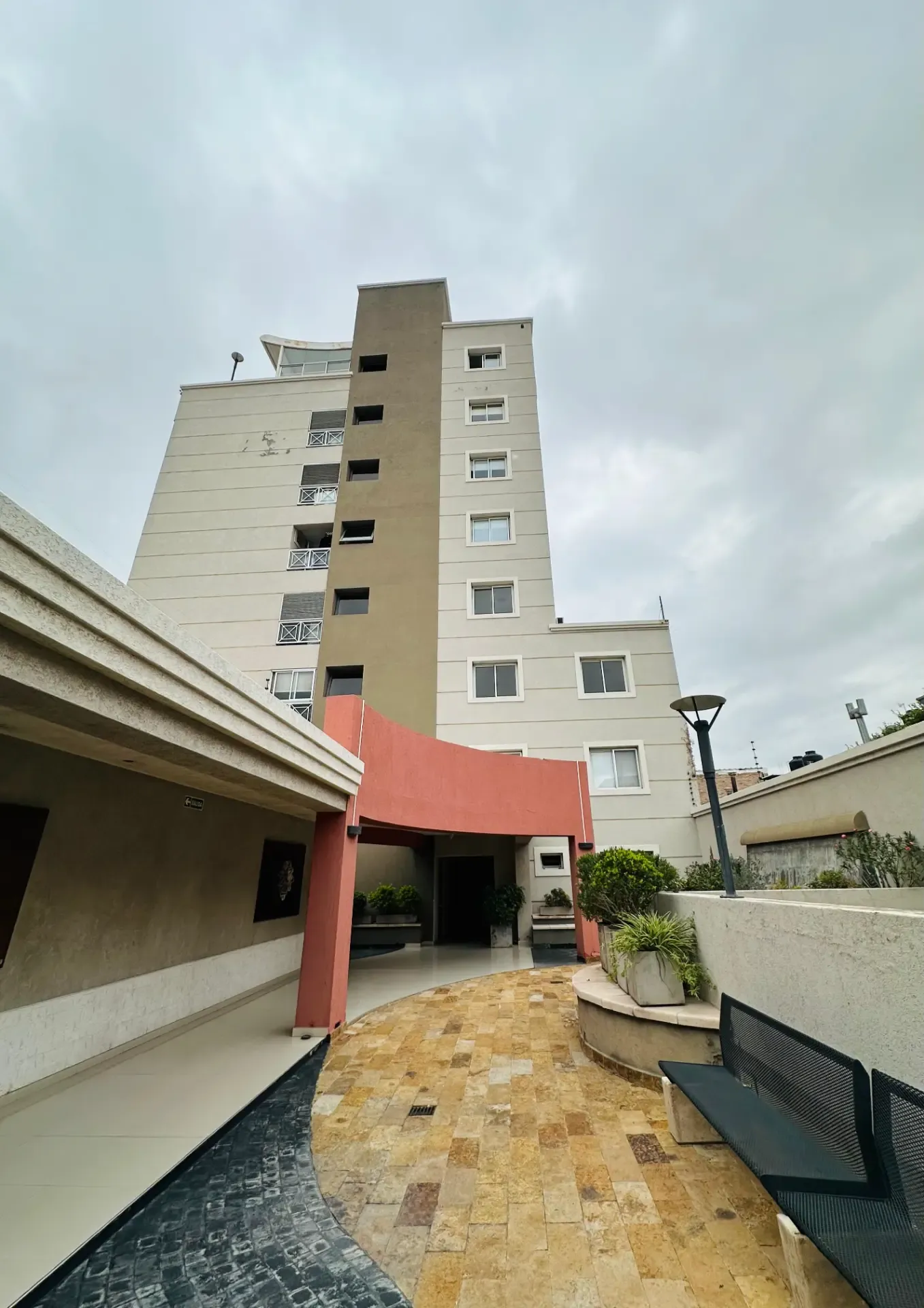 VENTA DEPARTAMENTO Complejo Privado Presidente