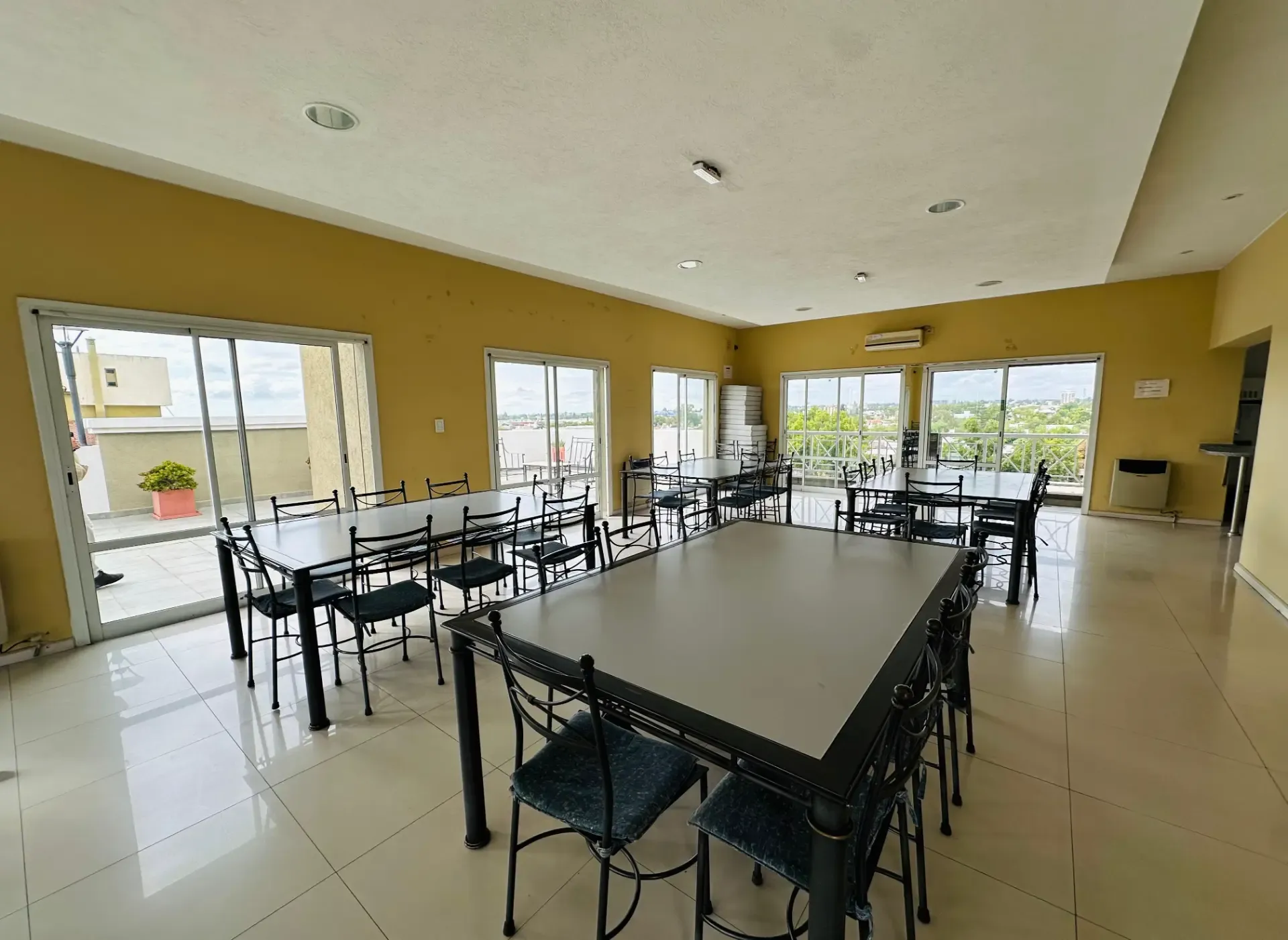 VENTA DEPARTAMENTO Complejo Privado Presidente