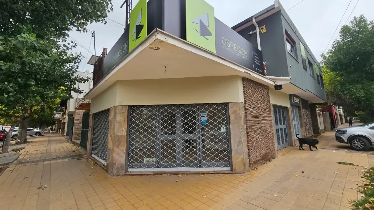 LOCAL ESQUINA EN ALQUILER