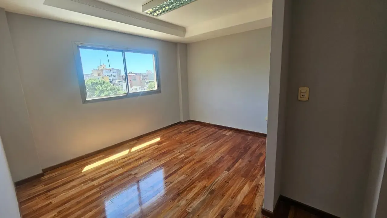Alquiler | Exclusiva Oficina Dúplex en El Corazón de La Ciudad