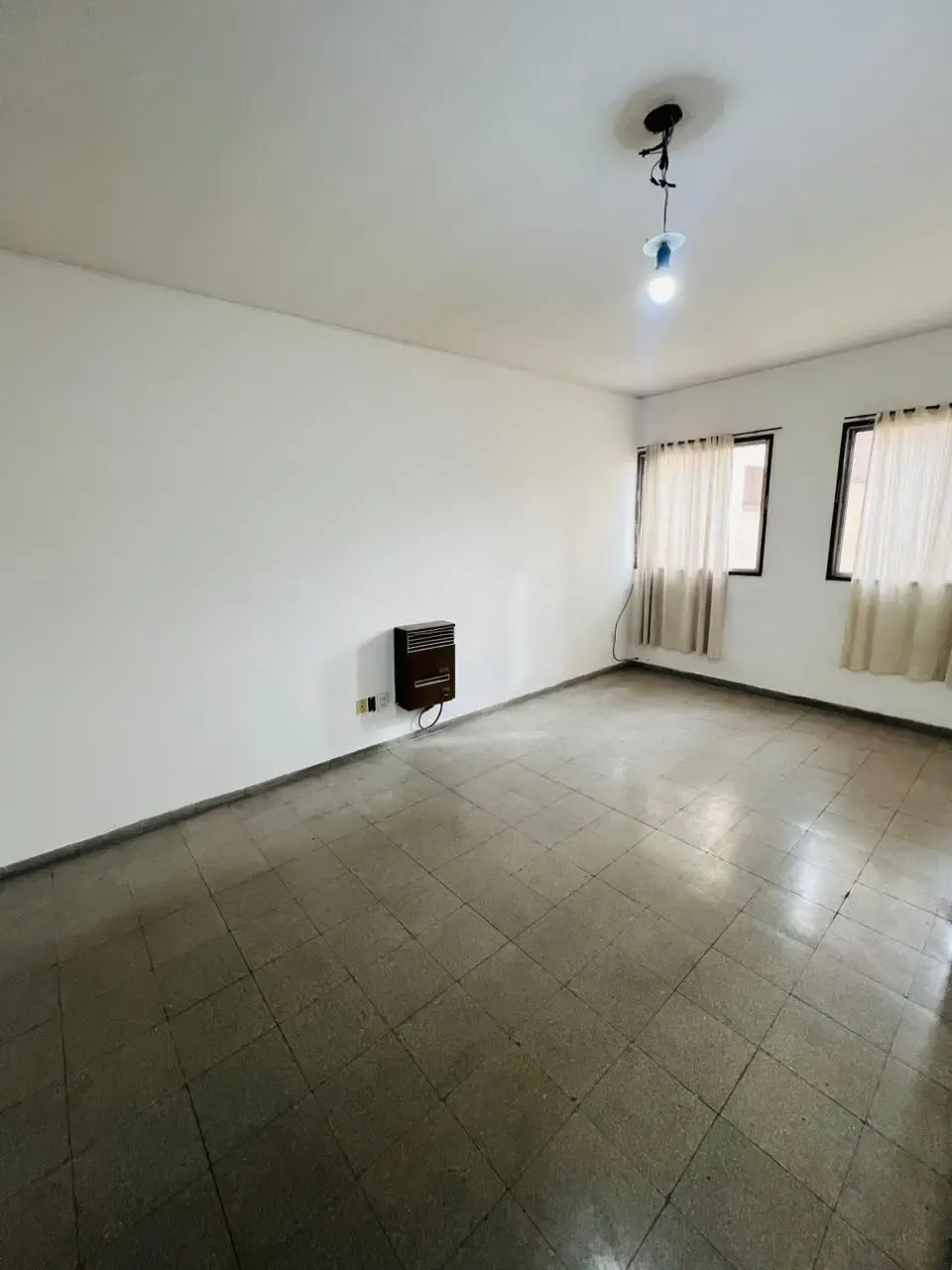CIUDAD | DEPTO EN VENTA CALLE SALTA