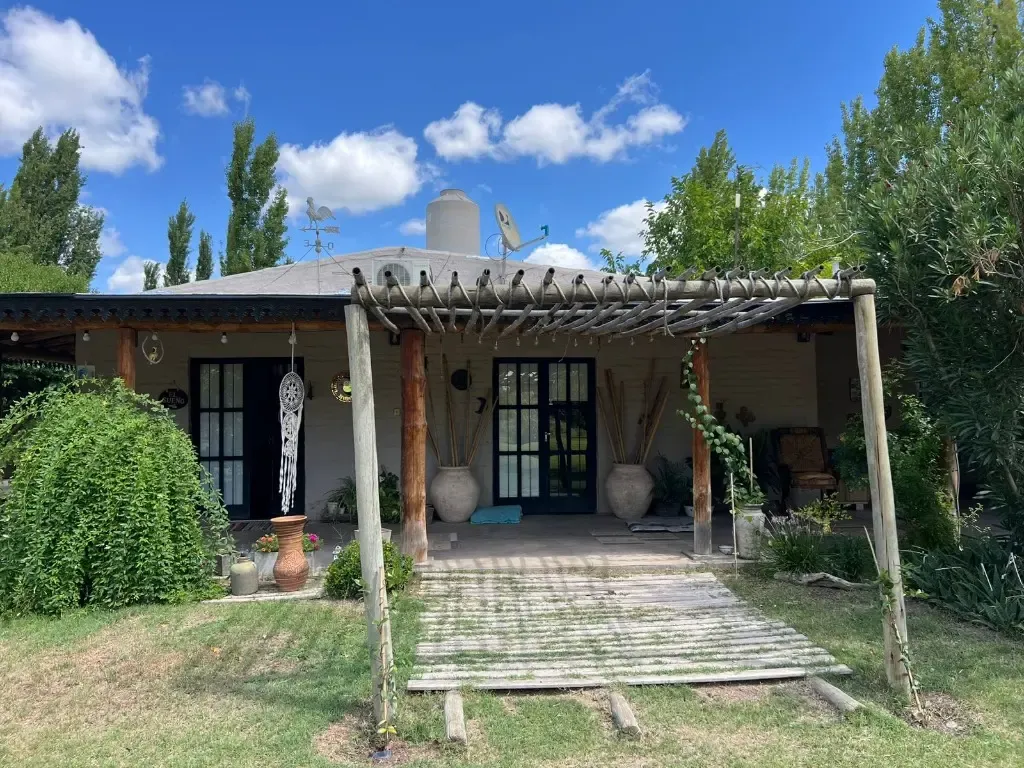CASA EN VENTA POTENCIAL DESARROLLO | RIVADAVIA