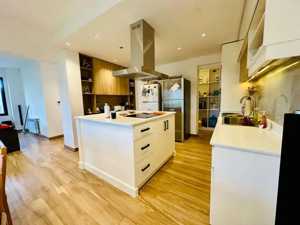 DALVIAN | CASA DE CATEGORIA EN VENTA